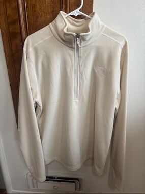 The North Face Men's Cream Half-Zip Fleece Pullover